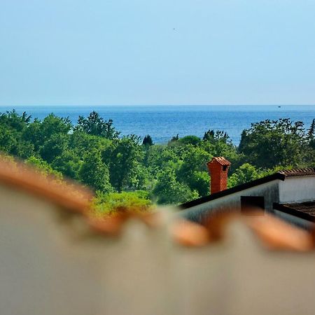 Apartman Del Mar Apartment โปเรช ภายนอก รูปภาพ
