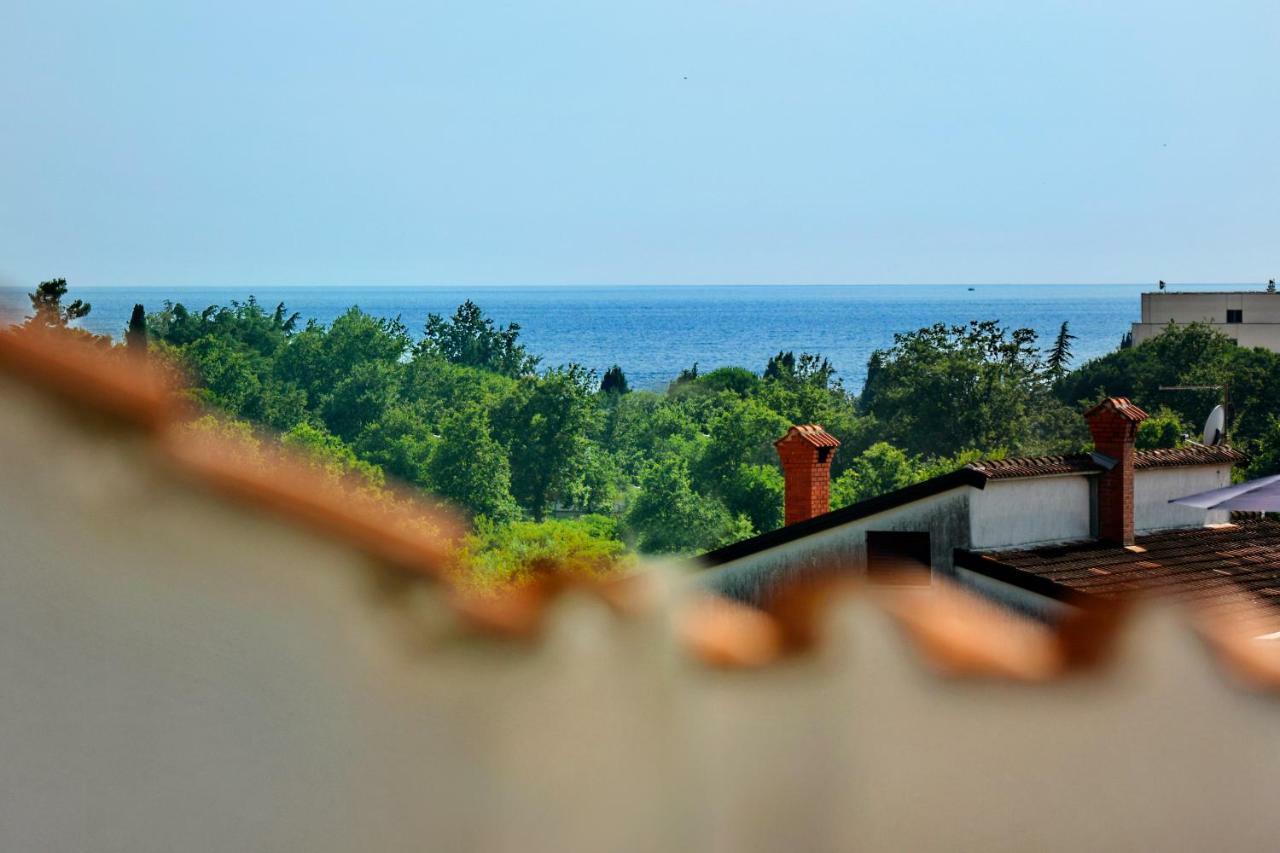 Apartman Del Mar Apartment โปเรช ภายนอก รูปภาพ